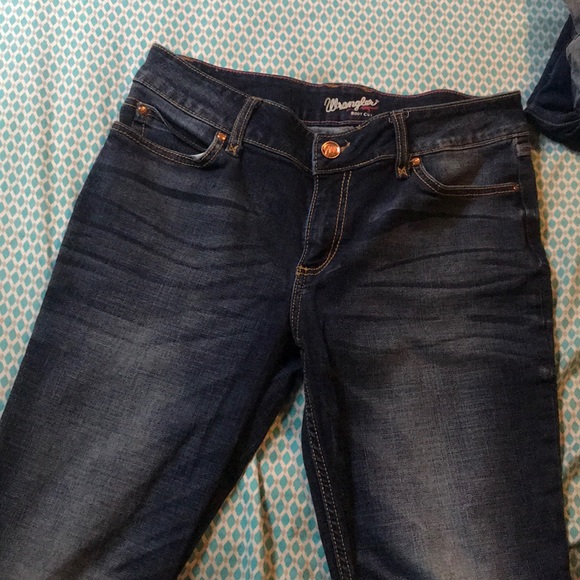 Jeans - Picture 2 of 4